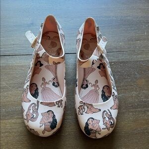 Size 3 Mini Melissa Dora + Disney ultimate Princess celebration Mary Jane shoes